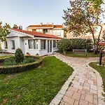 Apartment Maria *