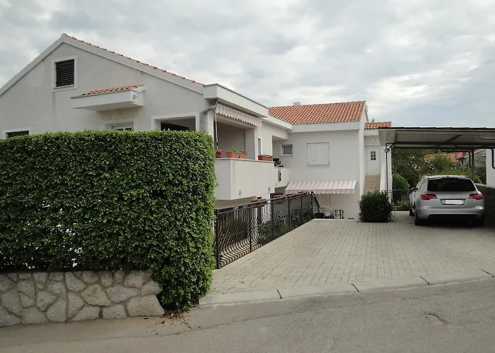 Διαμέρισμα Maria Krk Town